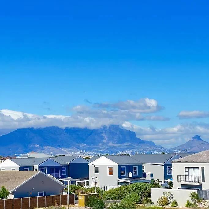The Cozy Retreat, 2-Bedroom Apartment In Parklands, Le Cap