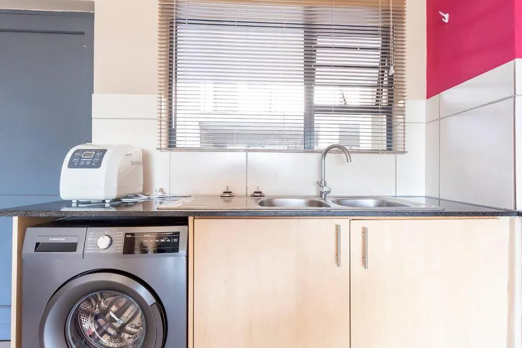 The Cozy Retreat, 2-Bedroom Apartment In Parklands, Le Cap Afrique du Sud